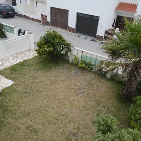 Nyaraló Family House With Sea View In A dos Cunhados