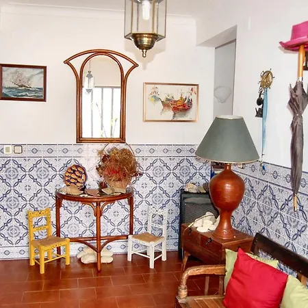 Family House With Sea View In Nyaraló *