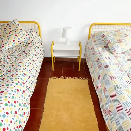 Nyaraló Family House With Sea View In *
