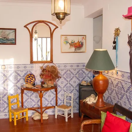 Nyaraló Family House With Sea View In *