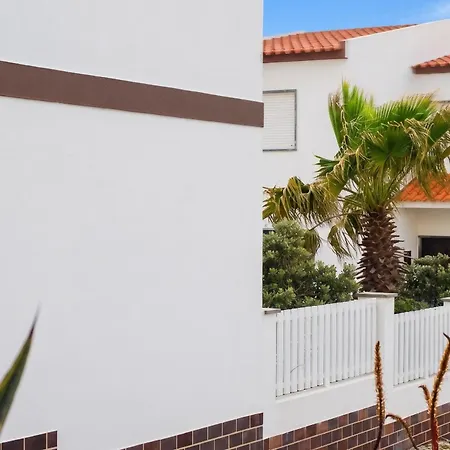 Casa vacanze Family House With Sea View In *