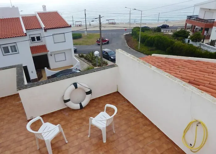 Family House With Sea View In Nyaraló *